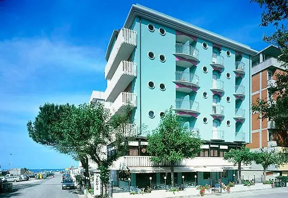 Отель Sorrento Мизано-Адриатико